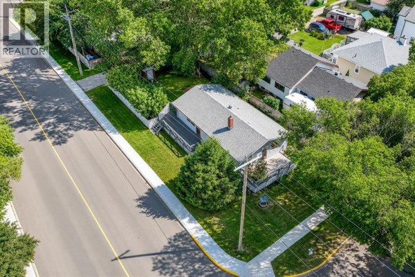 5259 51 Street, Lacombe, AB, photo 3