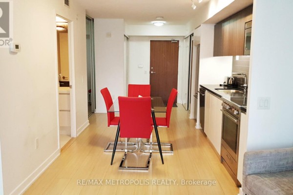 Bedroom - 526 - 85 Queens Wharf Road, Toronto, ON M5V0J9 Photo 4