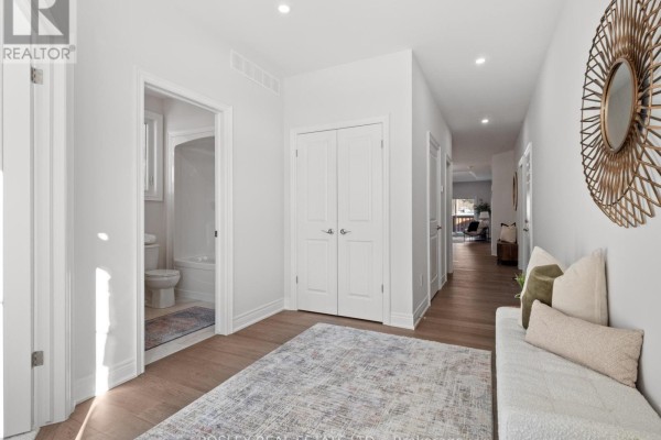 Bedroom 2 - 526 Royal Ridge Drive, Fort Erie, ON L0S1N0 Photo 5