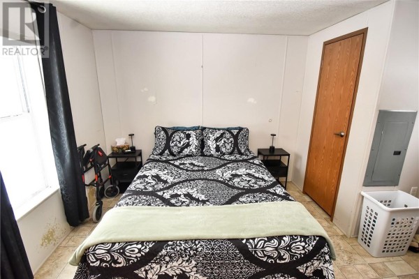 4pc Bathroom - 5261 Highway 17 Unit# 1, Markstay, ON P0M2G0 Photo 4