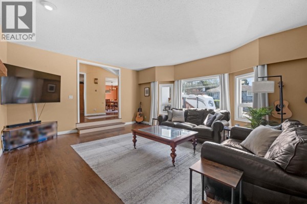 5265 Belair Crescent, Tsawwassen, BC V4M2E5 Photo 2