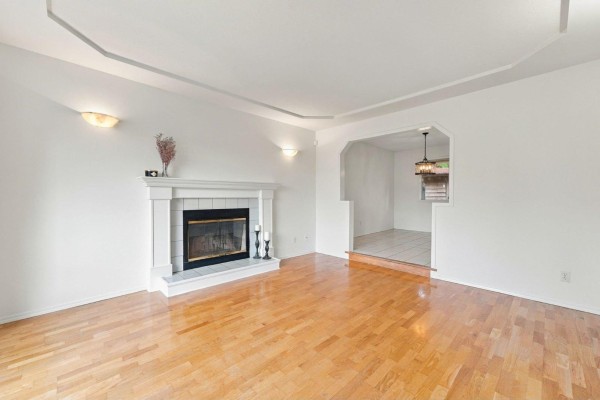 5268 197 Street, Langley, BC V3A7X8 Photo 3