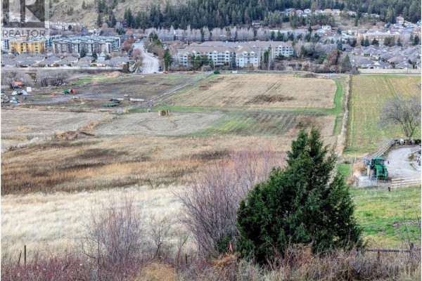 527 Valley Road, Kelowna, BC, photo 3