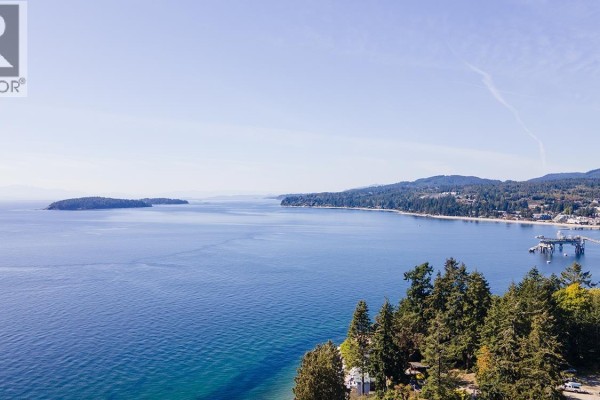 5273 Little Lane, Sechelt, BC V7Z0G7 Photo 4