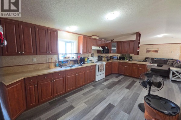 Bedroom - 5277 45 Street Se, Chetwynd, BC V0C1J0 Photo 5