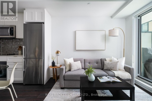 Living room - 528 - 543 Richmond Street W, Toronto, ON M5V0W9 Photo 4