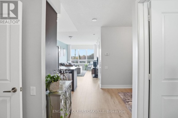 528 - 7608 Yonge Street, Vaughan, ON, photo 2