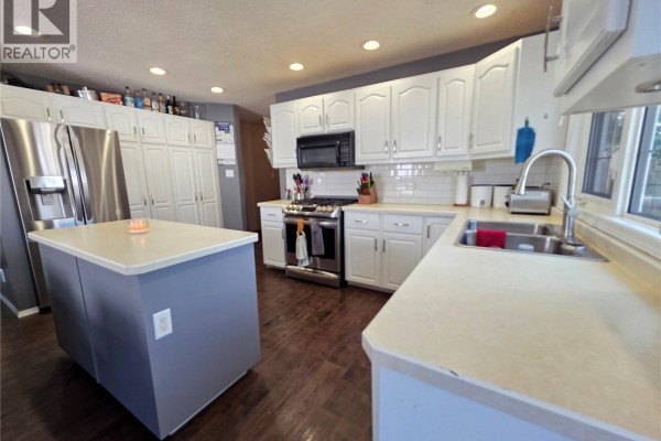 Dining room - 528 Annable Street, Herbert, SK S0H2A0 Photo 3