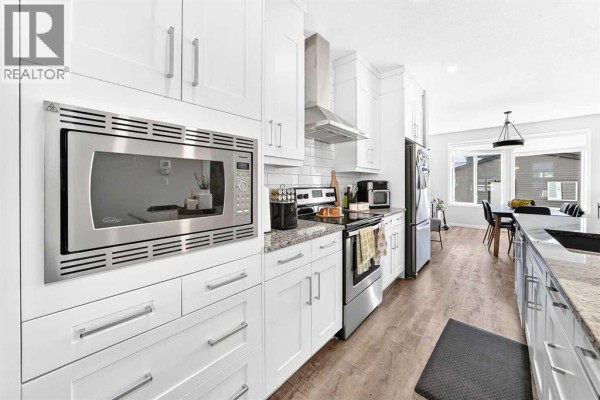 2pc Bathroom - 528 Belmont Heath Sw, Calgary, AB T2X4H2 Photo 5