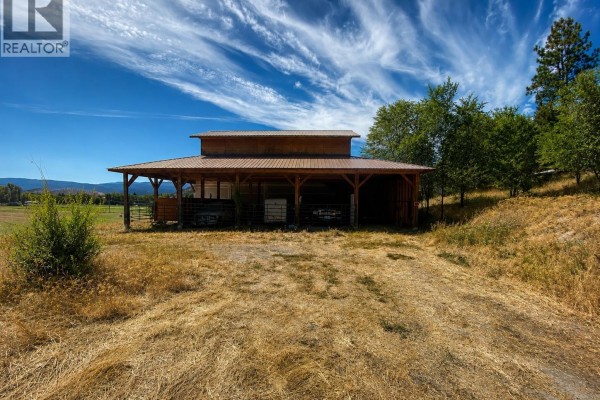 528 Snowsell Street N, Kelowna, BC V1V2C7 Photo 3