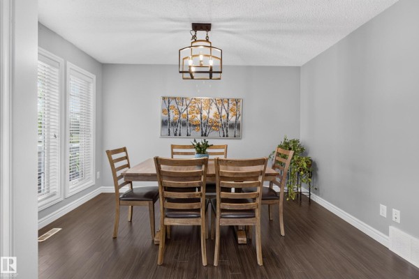 Primary Bedroom - 528 Stoneridge Dr, Sherwood Park, AB T8H0S8 Photo 5