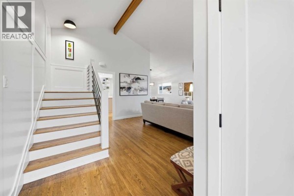 Kitchen - 528 Willacy Drive Se, Calgary, AB T2J2C4 Photo 3