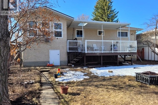 529 6th Avenue E, Assiniboia, SK, photo 2