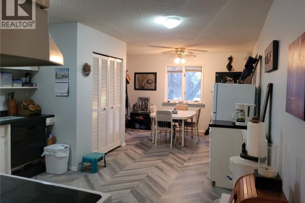 529 6th Avenue E, Assiniboia, SK, photo 3