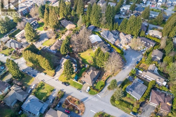529 Perth Avenue, Coquitlam, BC V3J7V1 Photo 5