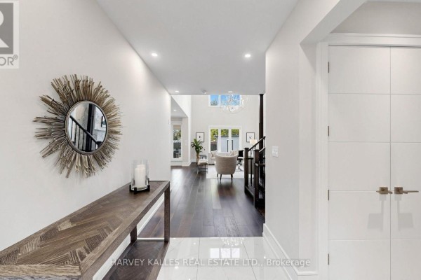 Family room - 529 Pineland Avenue, Oakville, ON L6K1Z9 Photo 3