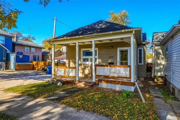 529 Walker Avenue, Winnipeg