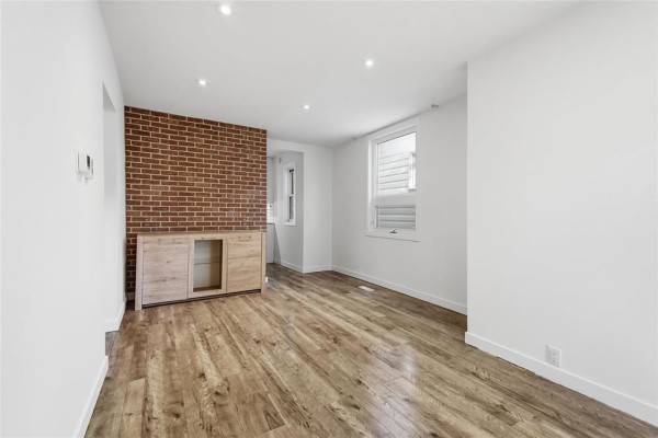 529 Walker Avenue, Winnipeg, MB R3L1C2 Photo 5