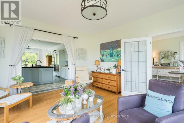 Bedroom - 529648 Osprey-the Blue Mountains Townline, Grey Highlands, ON L0M1P0 Photo 4