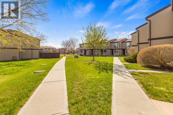 Kitchen - 53, 3029 Rundleson Road Ne, Calgary, AB T1Y3Z5 Photo 3