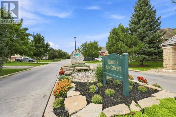 53 - 145 Aberfoyle Mill Crescent, Puslinch, ON, photo 2