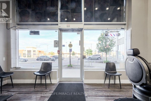 53 - 80 Maritime Ontario Boulevard, Brampton, ON L6S0E7 Photo 3