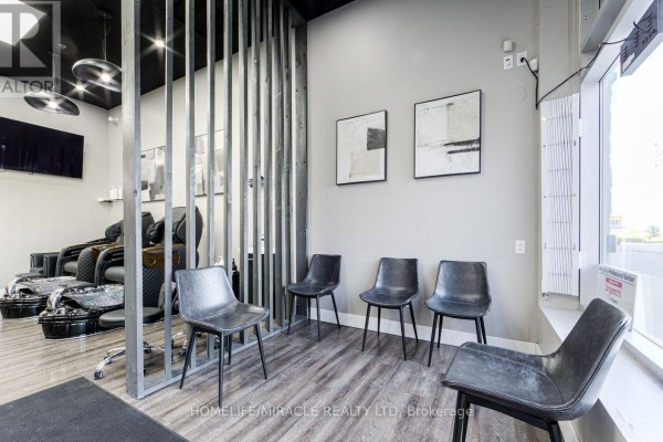 53 - 80 Maritime Ontario Boulevard, Brampton, ON L6S0E7 Photo 4