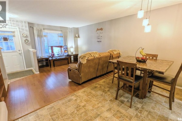 Dining room - 53 2751 Windsor Park Road, Regina, SK S4V1H1 Photo 3