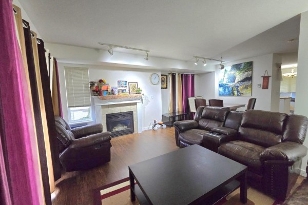 53 8888 151 Street, Surrey, BC V3R0Z9 Photo 5