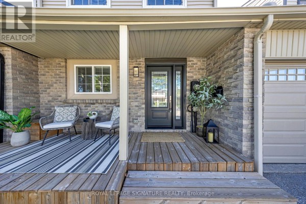 53 Banner Crescent, Ajax, ON, photo 2