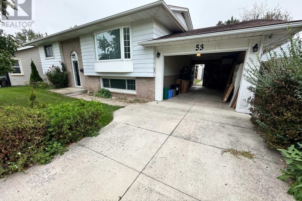 53 Bloomfield Avenue, St  Catharines, ON L2P1X2 Photo 3