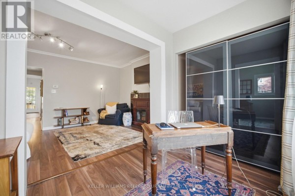 Dining room - 53 Bowie Avenue, Toronto, ON M6E2P4 Photo 5