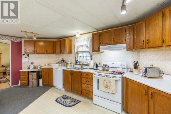 2pc Ensuite bath - 53 Brown Street, Berwick, NS B0P1E0 Photo 4