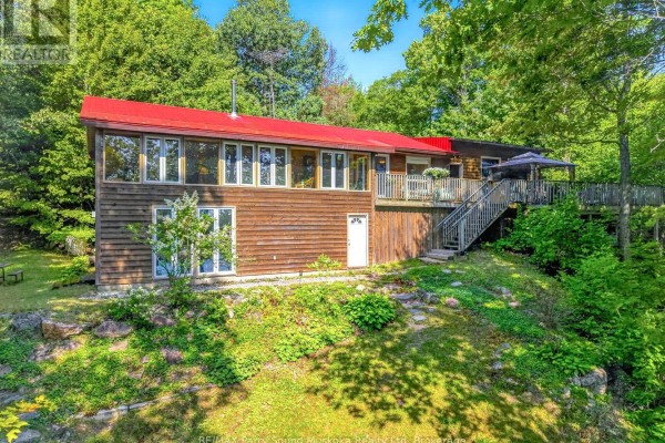 53 Crown Retreats Road, Whitestone