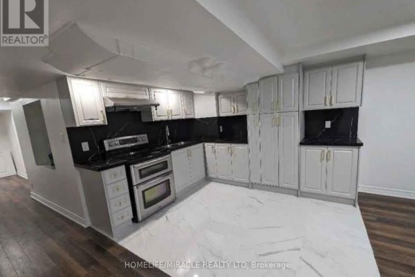 Kitchen - 53 Domingo Street, Vaughan, ON L6A2Z5 Photo 3