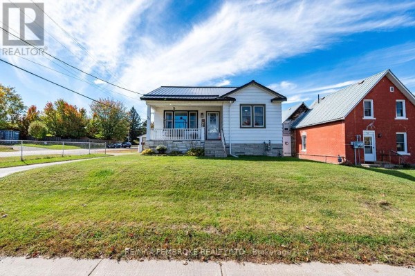 53 Doran Street, Petawawa