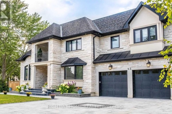 53 Eaglewood Boulevard, Mississauga, ON L5G1V6 Photo 2