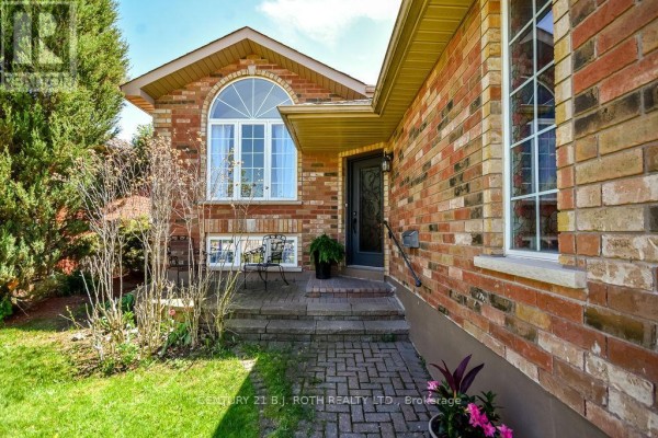 53 Forest Dale Drive, Barrie, ON, photo 2
