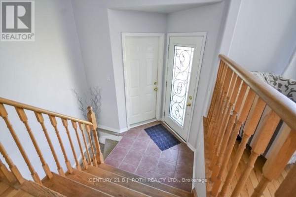 53 Forest Dale Drive, Barrie, ON, photo 3