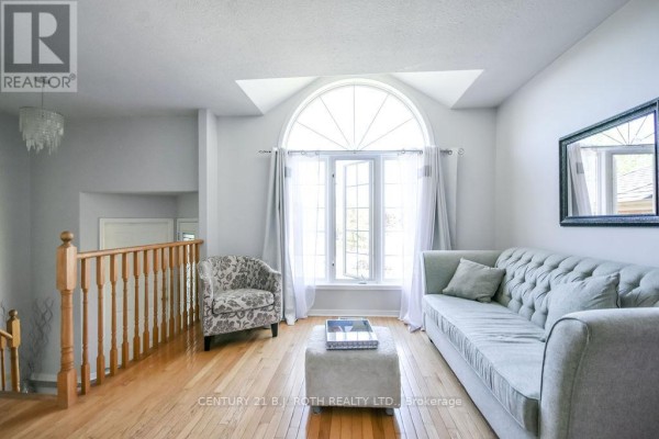 Primary Bedroom - 53 Forest Dale Drive, Barrie, ON L4M6M9 Photo 4