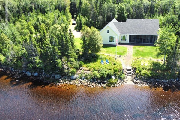 Bath (# pieces 1-6) - 53 H Sandy Point Road, Norris Arm, NL A0G3M0 Photo 4