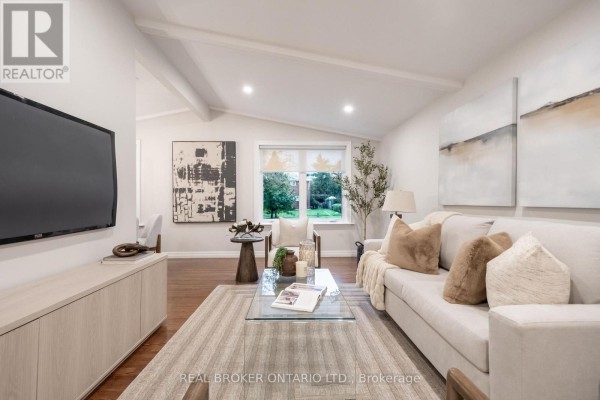53 Kingslake Road, Toronto, ON M2J3E4 Photo 3