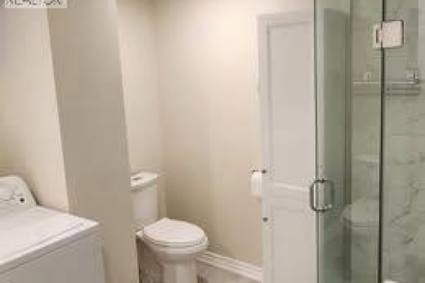 Kitchen - 53 Laird Drive Unit# Bsm, Hamilton, ON L8T4L8 Photo 5