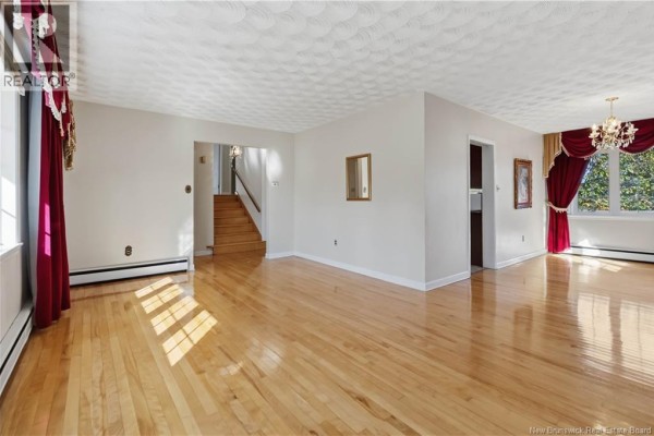 Living room - 53 Macbeath Avenue, Moncton, NB E1C6Z2 Photo 5