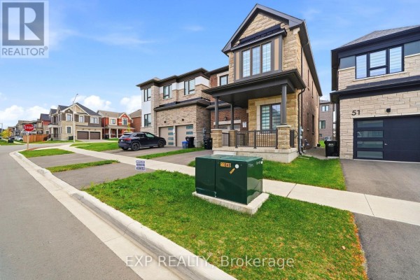 Great room - 53 Mcbride Trail, Barrie, ON L9J0Y8 Photo 3