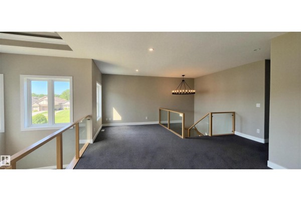 Primary Bedroom - 53 Mockingbird Cres, Fort Saskatchewan, AB T8L1Y4 Photo 4