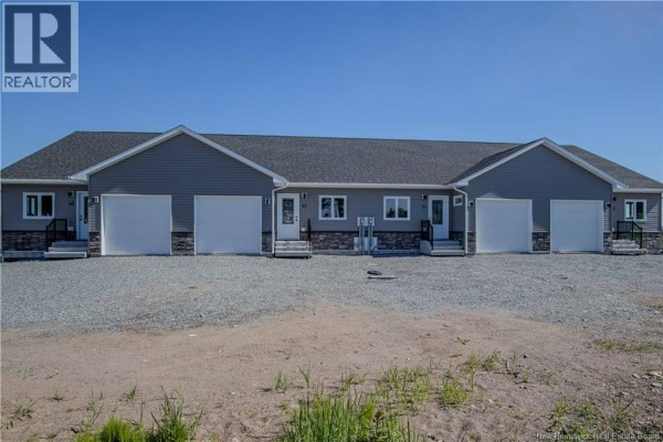 53 Rockingstone Drive, Saint John, NB, photo 3