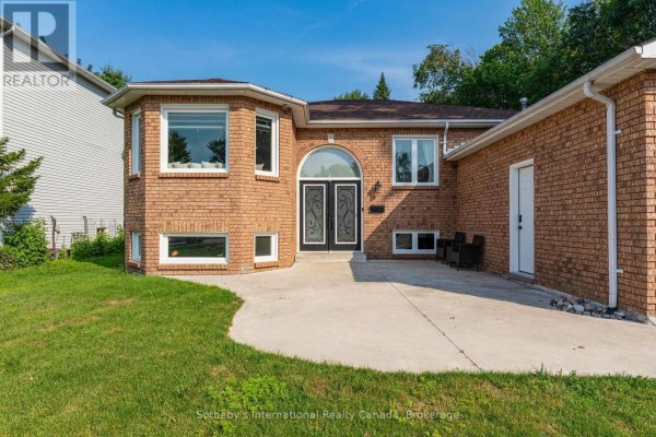 53 Royal Beech Drive, Wasaga Beach, ON, photo 3