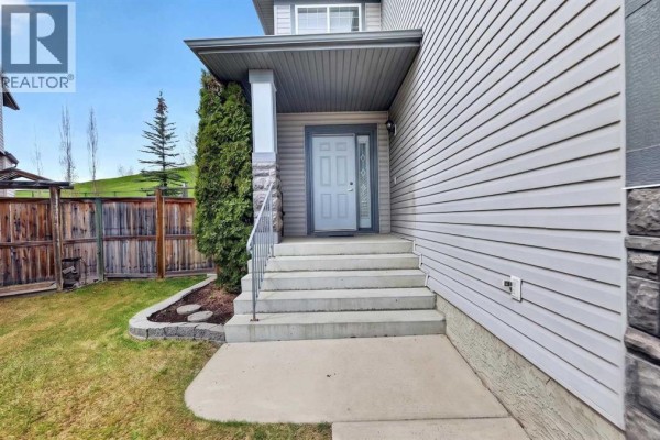Kitchen - 53 Royal Birch Way Nw, Calgary, AB T3G5X8 Photo 2