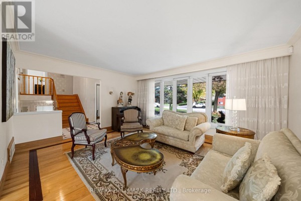 Kitchen - 53 Tobruk Crescent, Toronto, ON M2M3B5 Photo 5